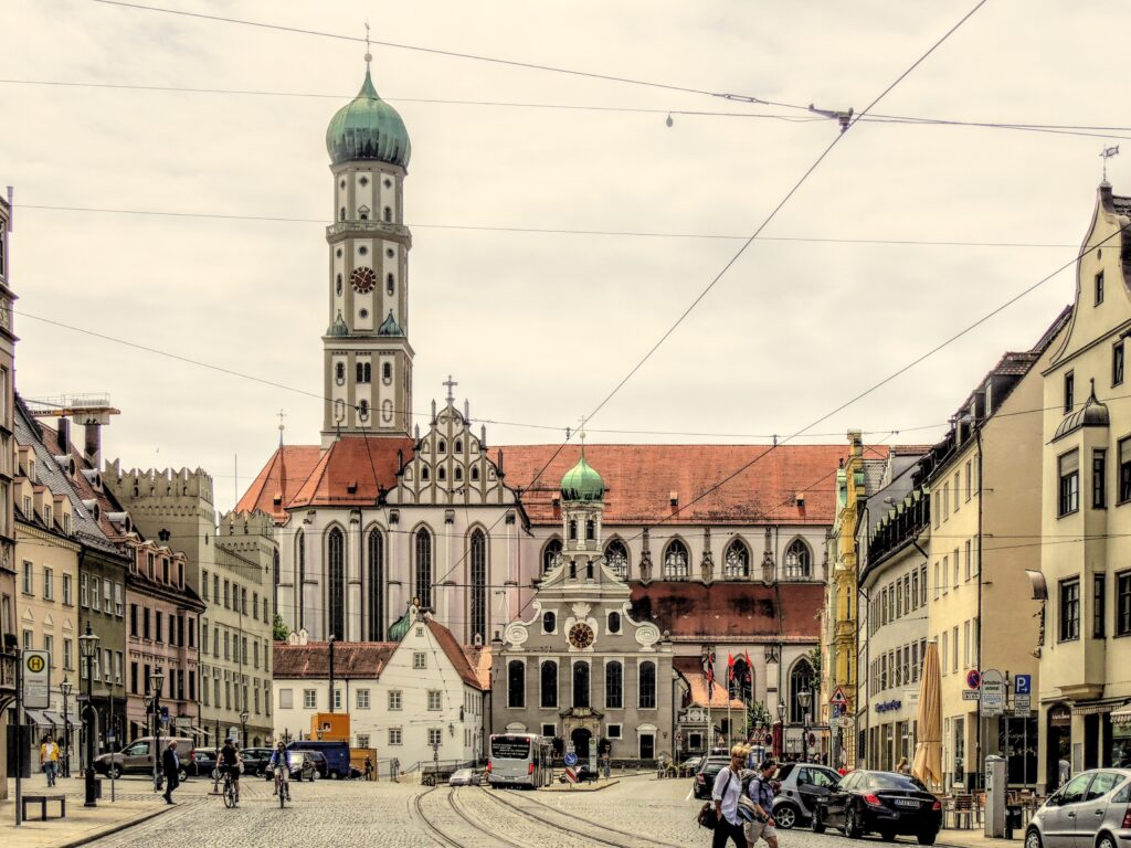 Augsburg: A Cidade das Águas na Rota Romântica da Alemanha - Imagem de TheoRivierenlaan por Pixabay