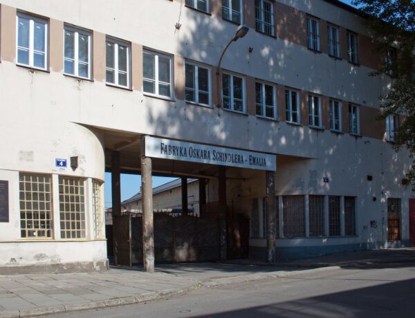 Fábrica de Schindler em Cracóvia: Guia Completo de Visita e História - Imagem de Ron Porter por Pixabay