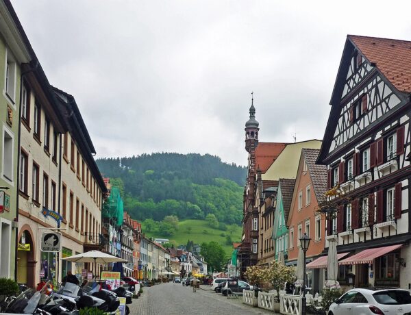 Wolfach na Floresta Negra: Onde o Cristal ganha Forma de Vidro - SchiDD, CC BY-SA 4.0 no WikiMediaCommons