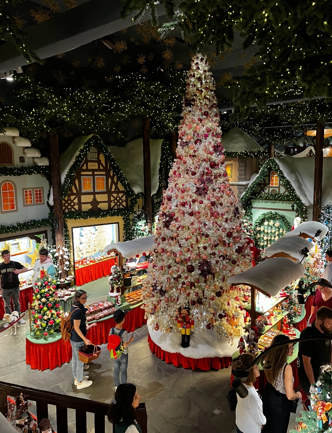 Käthe Wohlfahrt no Mercado de Natal de Rothenburg - Arquivo Pessoal