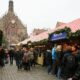 O Christkindlesmarkt, mercado de Natal em Nuremberg, acontece principalmente na Hauptmarkt – Imagem de G.C. por Pixabay